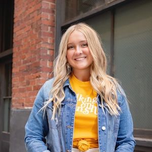 Meet your Posher, Clara